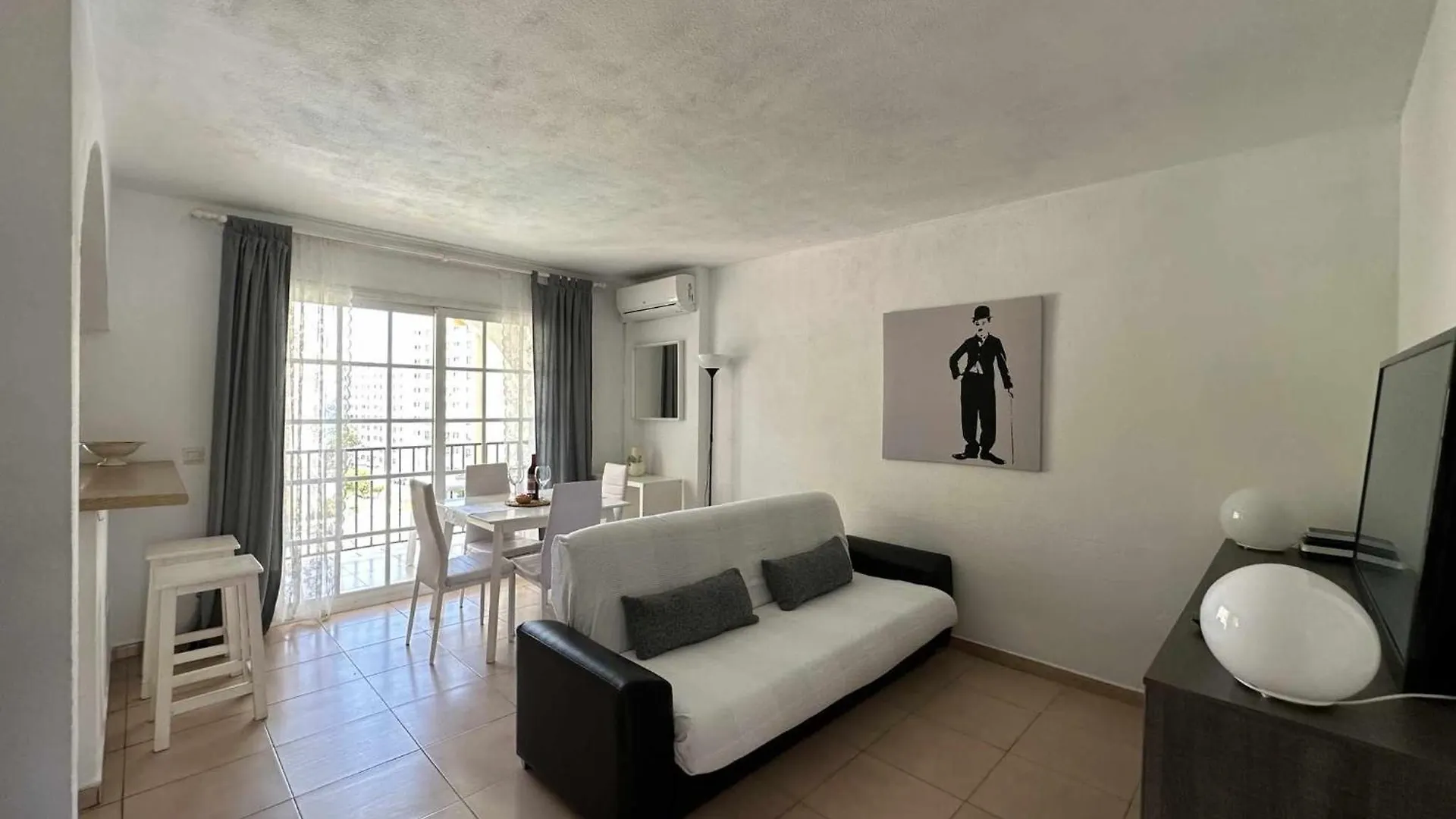Apartamento La Carihuela A 2 Minutos De La Playa Torremolinos Apartament