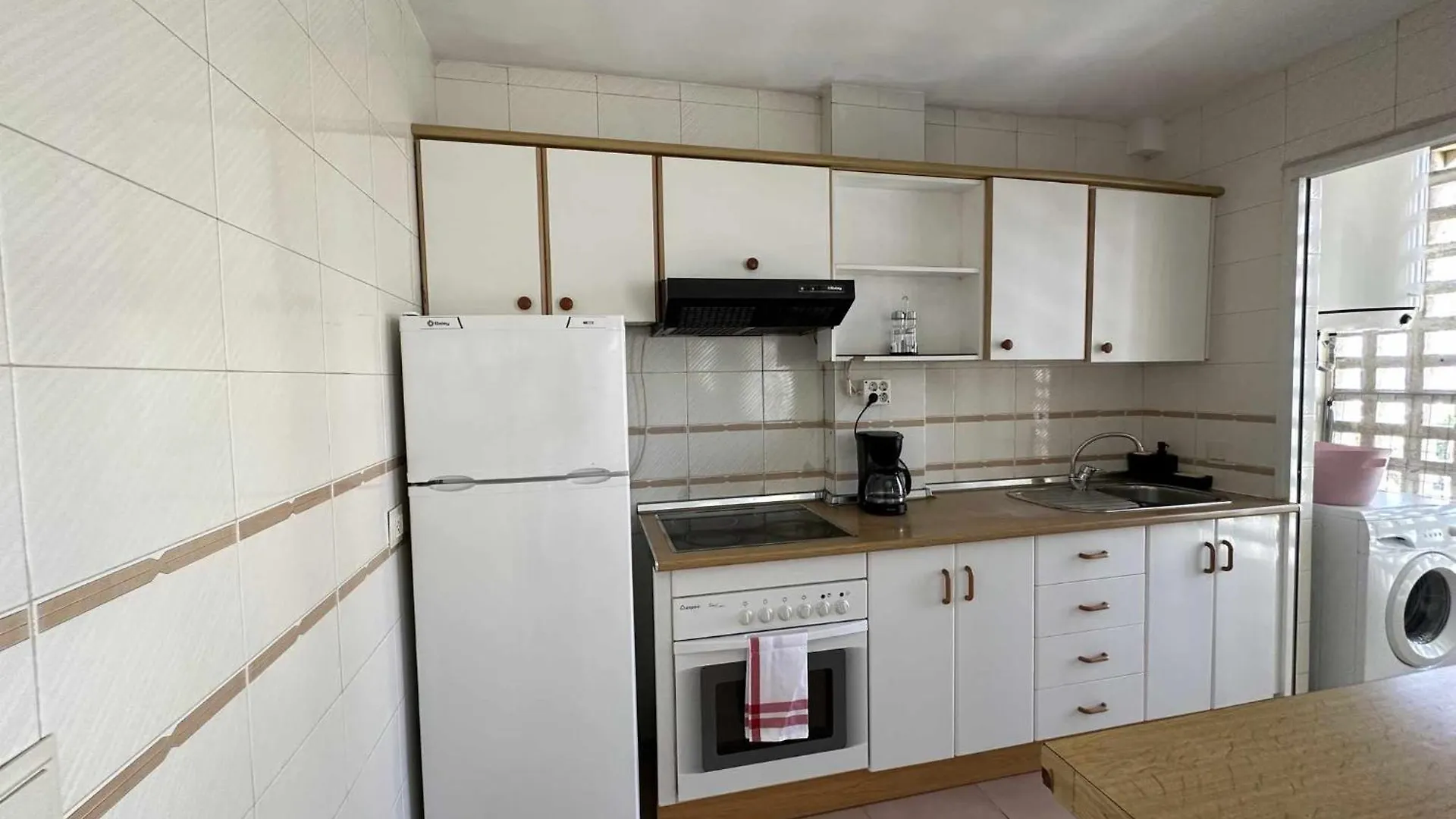 Apartamento La Carihuela A 2 Minutos De La Playa Torremolinos Apartament